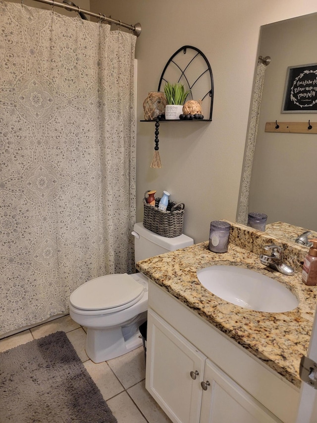 458 Fieldstone Dr, Ringgold, GA 30736 - bathroom featuring tile patterned flooring, vanity, and a shower with shower curtain