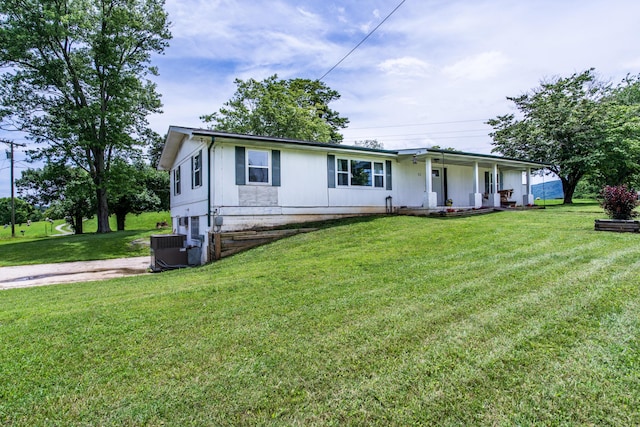 311 Birchwood St, Pikeville, TN 37367 - view of front of home with a porch and a front yard