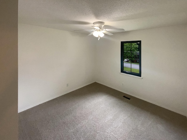 8127 Blue Spruce Dr, Hixson, TN 37343 - carpeted empty room with a ceiling fan and a textured ceiling