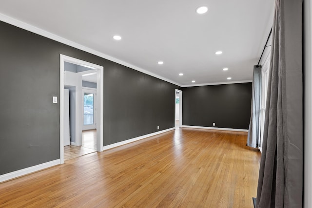 608 Maple Ln, Chattanooga, TN 37412 - spare room featuring ornamental molding, plenty of natural light, recessed lighting, and light wood-style floors