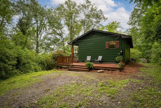 4217 W Rd, Signal Mountain, TN 37377 - back of property with crawl space and a deck