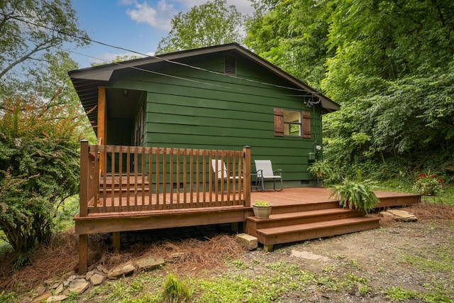 4217 W Rd, Signal Mountain, TN 37377 - back of house with crawl space and a deck