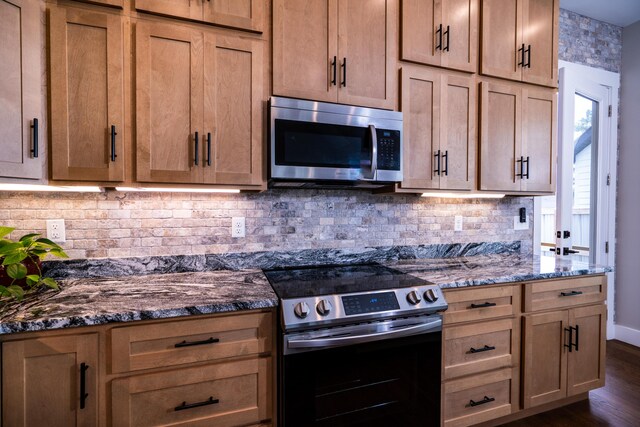 141 Idle Place Cir, Rossville, GA 30741