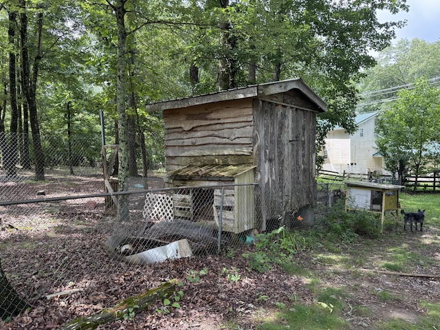 5492 Henson Gap Rd, Dunlap, TN 37327 - view of poultry coop