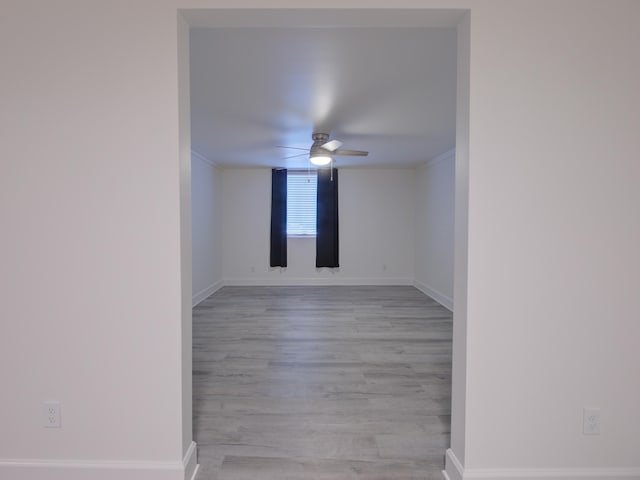 3011 Wilcox Blvd, Chattanooga, TN 37411 - empty room featuring light wood-style flooring and a ceiling fan