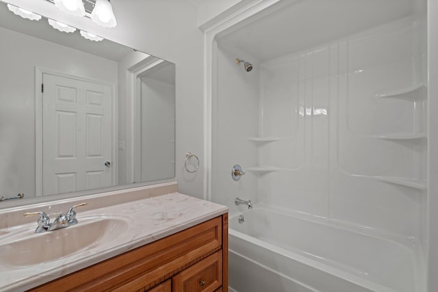 4838 Glenmar Cir, Chattanooga, TN 37416 - bathroom featuring vanity and washtub / shower combination