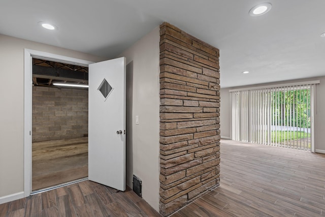 4838 Glenmar Cir, Chattanooga, TN 37416 - hallway featuring wood finished floors and recessed lighting