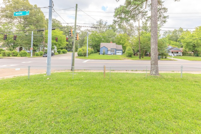 129 N Moore Rd, Chattanooga, TN 37411 - view of yard