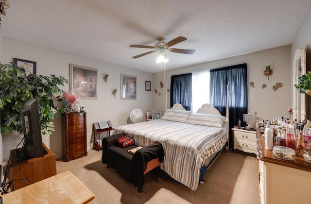 1339 Woodmore Ln, Chattanooga, TN 37411 - bedroom with light colored carpet, a textured ceiling, and ceiling fan