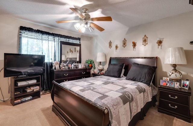 1339 Woodmore Ln, Chattanooga, TN 37411 - bedroom with light carpet, a ceiling fan, and a textured ceiling