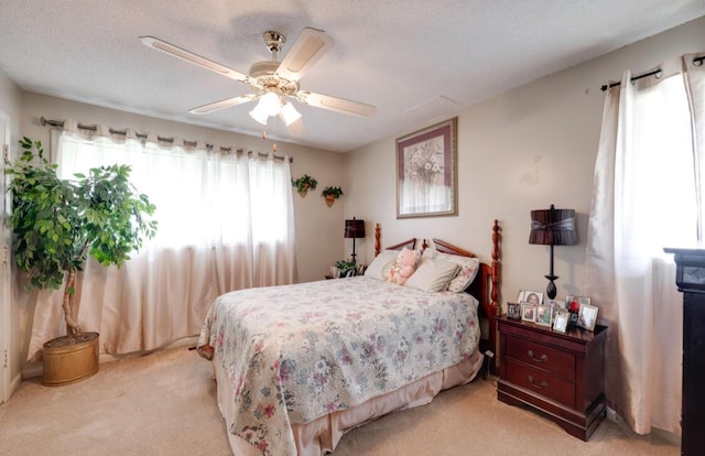 1339 Woodmore Ln, Chattanooga, TN 37411 - bedroom featuring light colored carpet and ceiling fan