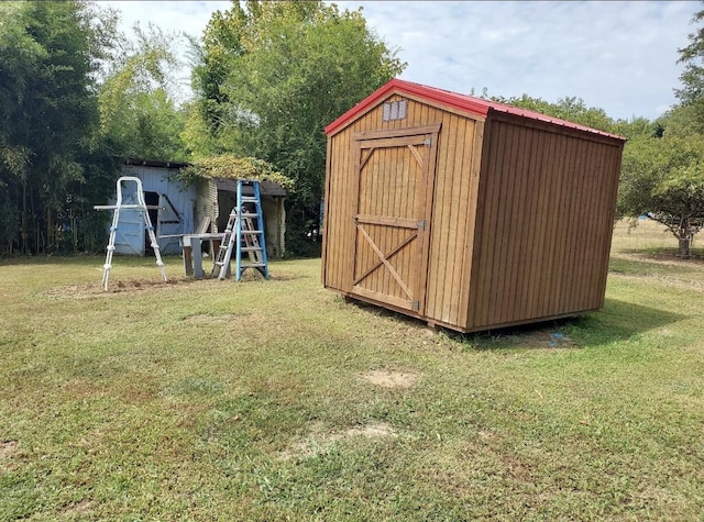 1661 W Francis Spring Rd, Whitwell, TN 37397 - view of shed