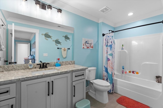 12951 Blakeslee Dr, Soddy Daisy, TN 37379 - bathroom with vanity, shower / tub combo, and recessed lighting
