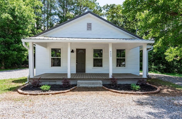 409 Hall St, Lafayette, GA 30728 - view of front of home featuring covered porch
