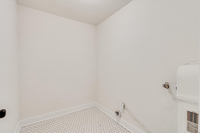 3706 Altamira Dr, Chattanooga, TN 37412 - washroom with baseboards