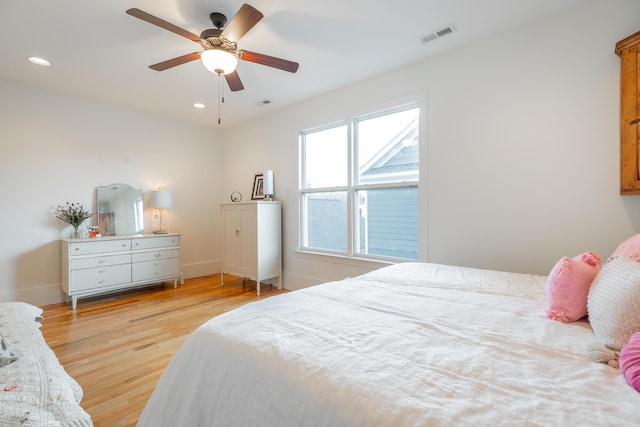 661 E 16th St, Chattanooga, TN 37408 - bedroom featuring light wood-style flooring, recessed lighting, and ceiling fan