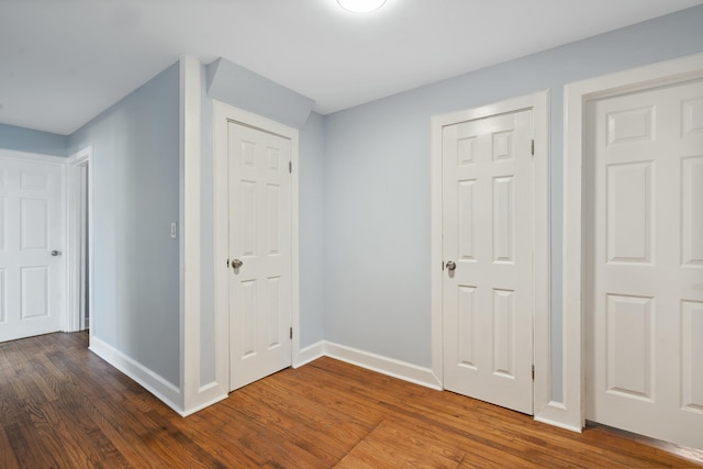 3018 14th Ave, Chattanooga, TN 37407 - corridor featuring dark wood-style flooring