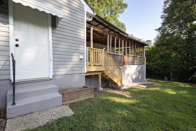 3517 Connelly Ln, Chattanooga, TN 37412 - view of side of property featuring entry steps, a lawn, and stairway