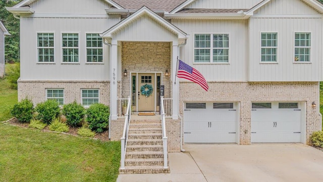 7596 Grasshopper Rd, Georgetown, TN 37336 - bi-level home featuring a garage, brick siding, and driveway