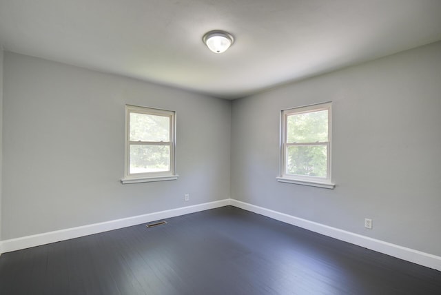 1728 John Ross Rd, Chattanooga, TN 37412 - unfurnished room with plenty of natural light and dark wood-style floors