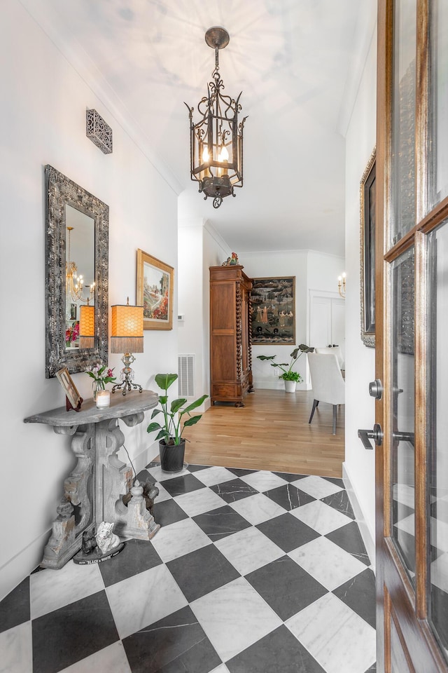 3117 Greenwich Ave, Chattanooga, TN 37415 - hallway featuring a chandelier and crown molding