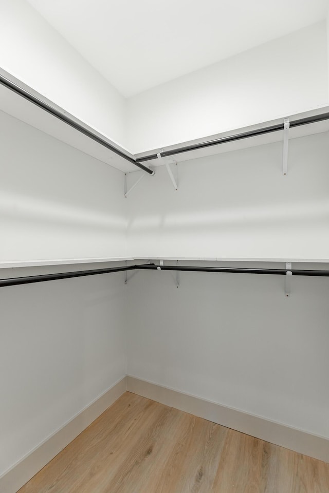 581 W Reed Rd, Lafayette, GA 30728 - walk in closet featuring light wood-type flooring