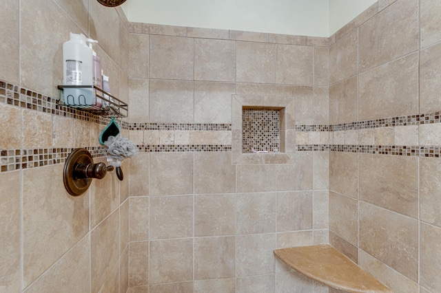 2742 Amsterdam Ln Unit 14, Chattanooga, TN 37421 - bathroom with a tile shower