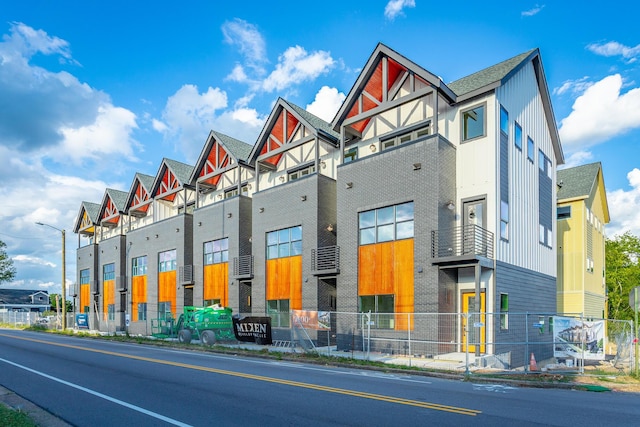 1857 Zeta Way, Chattanooga, TN 37404 - view of building exterior with a residential view