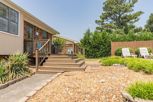 1510 Cannon Dr, Fort Oglethorpe, GA 30742 - view of yard featuring a deck