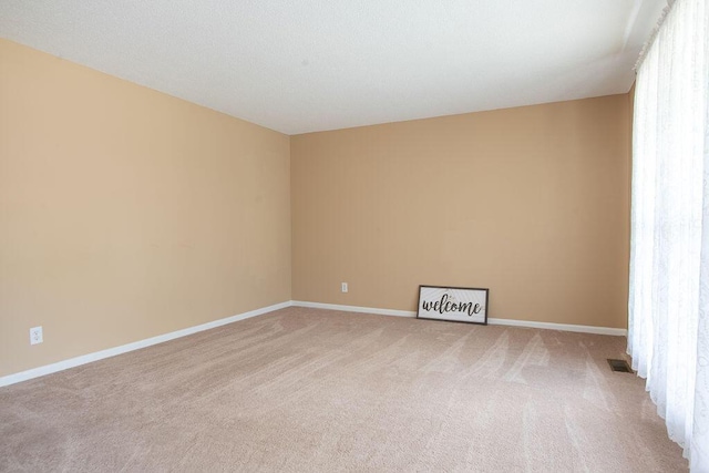 505 Heidi Cir, Chattanooga, TN 37415 - carpeted empty room with baseboards