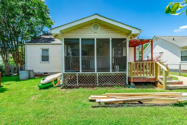 1602 Prater Rd, Chattanooga, TN 37412 - rear view of property featuring a sunroom