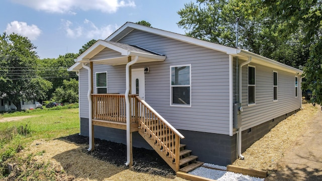 1150 Lang St NE, Cleveland, TN 37311 - view of front facade with crawl space