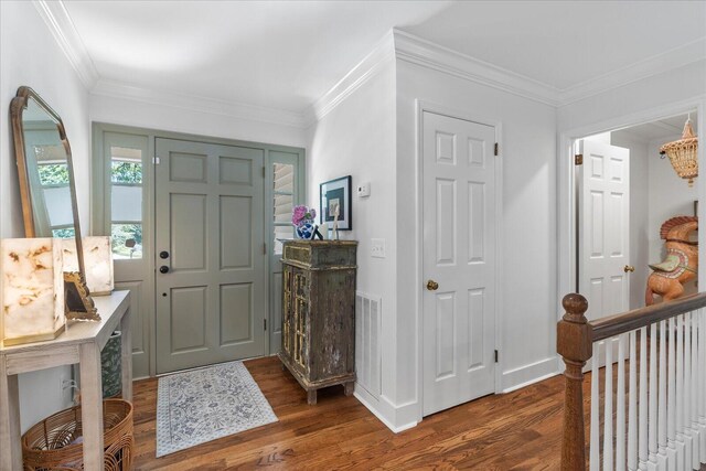110 Linden St, Lookout Mountain, TN 37350 - entryway with dark wood-style flooring and crown molding