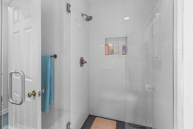 110 Linden St, Lookout Mountain, TN 37350 - full bath with a shower stall