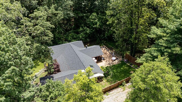 110 Linden St, Lookout Mountain, TN 37350 - aerial view of property and surrounding area with a heavily wooded area