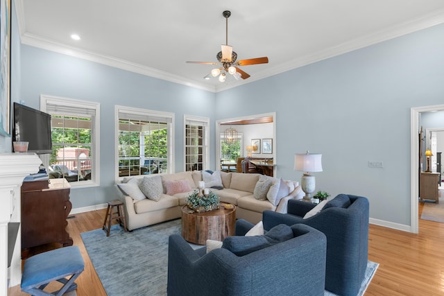 4101 Finch Ln, Chattanooga, TN 37419 - living area featuring light wood finished floors, crown molding, ceiling fan, and recessed lighting