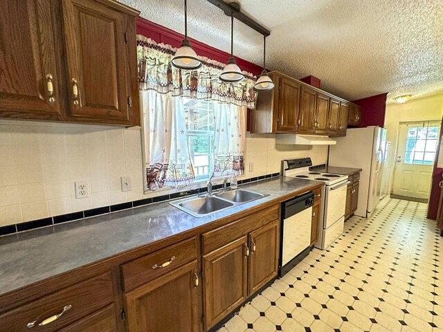 1385 Waterfront Dr, Dandridge, TN 37725 - photo 12