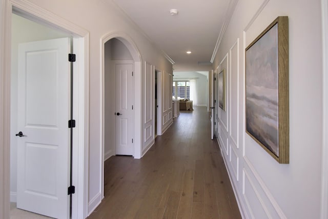 7829 Lemonade St, Chattanooga, TN 37421 - corridor featuring crown molding, dark wood finished floors, and recessed lighting