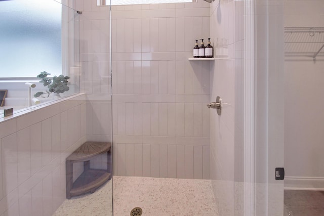 7829 Lemonade St, Chattanooga, TN 37421 - full bathroom featuring a tile shower