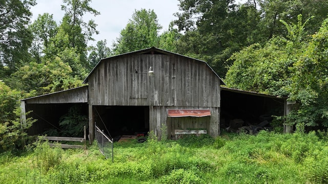 393 Sim Goodwin Rd SW, Mcdonald, TN 37353 - view of barn