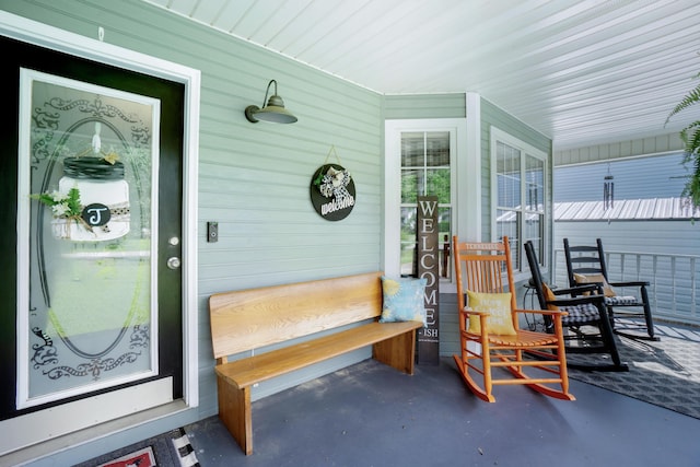 8202 Iris Rd, Chattanooga, TN 37421 - property entrance featuring a porch