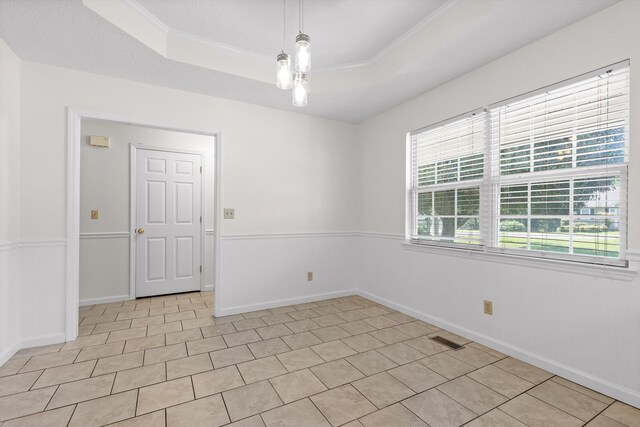 40 Castleview Ct, Ringgold, GA 30736 - spare room with a tray ceiling and crown molding