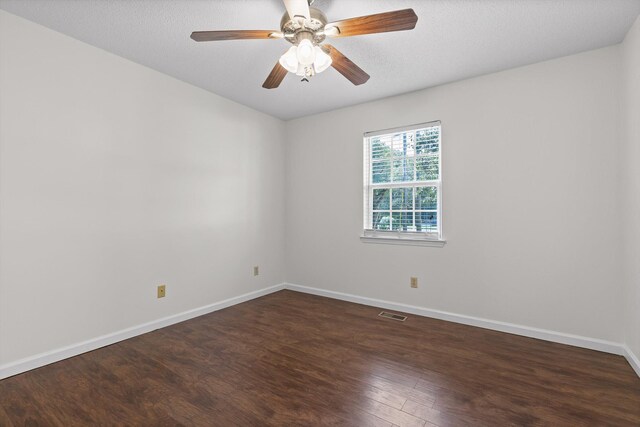 40 Castleview Ct, Ringgold, GA 30736 - unfurnished room with wood finished floors and ceiling fan