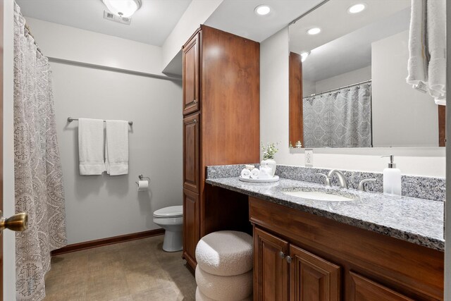 28 Lynn Rd, Signal Mountain, TN 37377 - full bathroom with vanity and recessed lighting