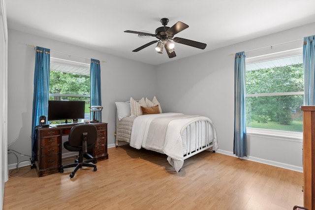 28 Lynn Rd, Signal Mountain, TN 37377 - bedroom with wood finished floors and ceiling fan