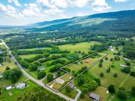 2618 Alvin York Hwy, Whitwell, TN 37397 - view of property location featuring property parcel outlined