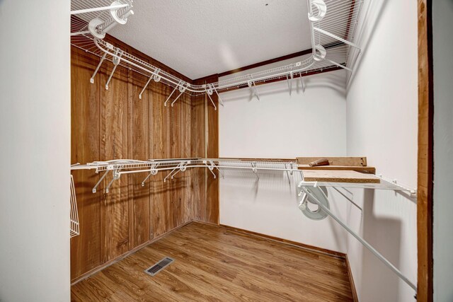 15 Moon Beam Cir, Rock Spring, GA 30739 - spacious closet with wood finished floors