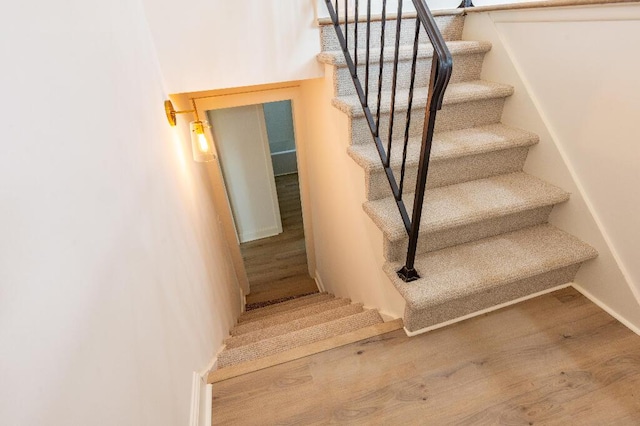 318 Yates Springs Rd, Ringgold, GA 30736 - stairway featuring wood finished floors and baseboards