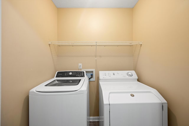 75 Sequoyah Trl, Ringgold, GA 30736 - laundry area featuring independent washer and dryer