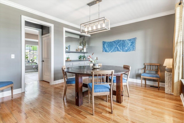 7918 Chianti Way, Chattanooga, TN 37421 - dining space with light wood-style floors and ornamental molding